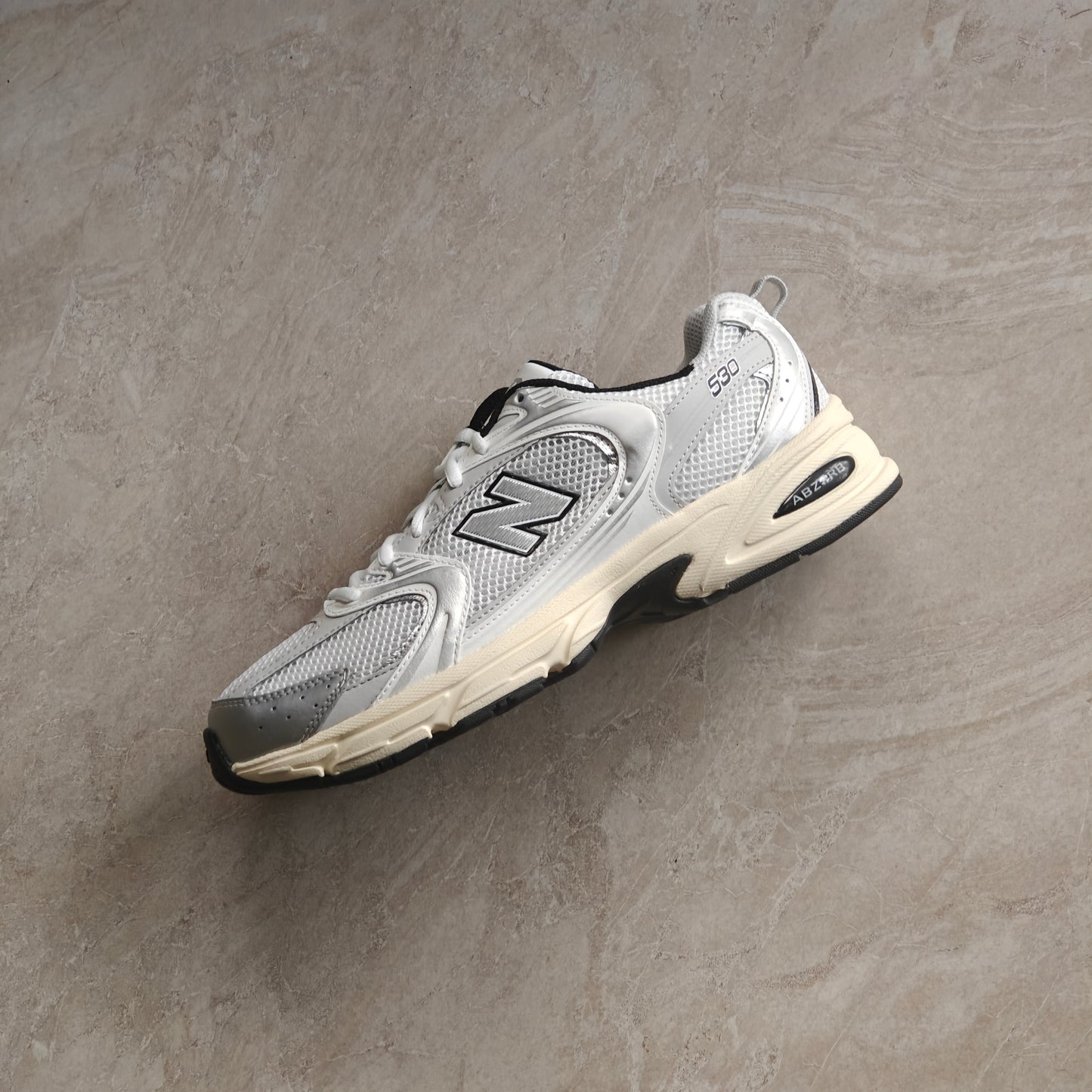 New Balance 530 Silver Cream