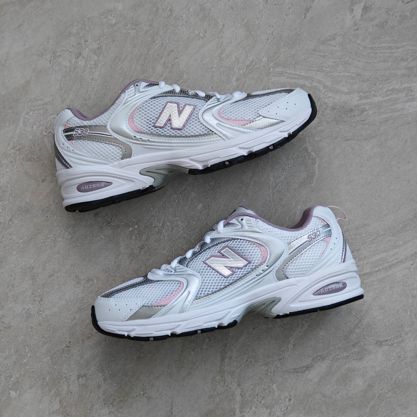 New Balance 530 Ice Wine