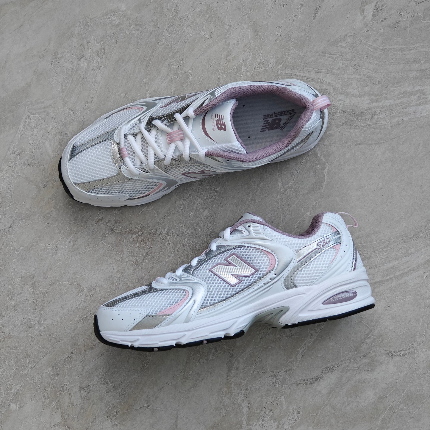 New Balance 530 Ice Wine