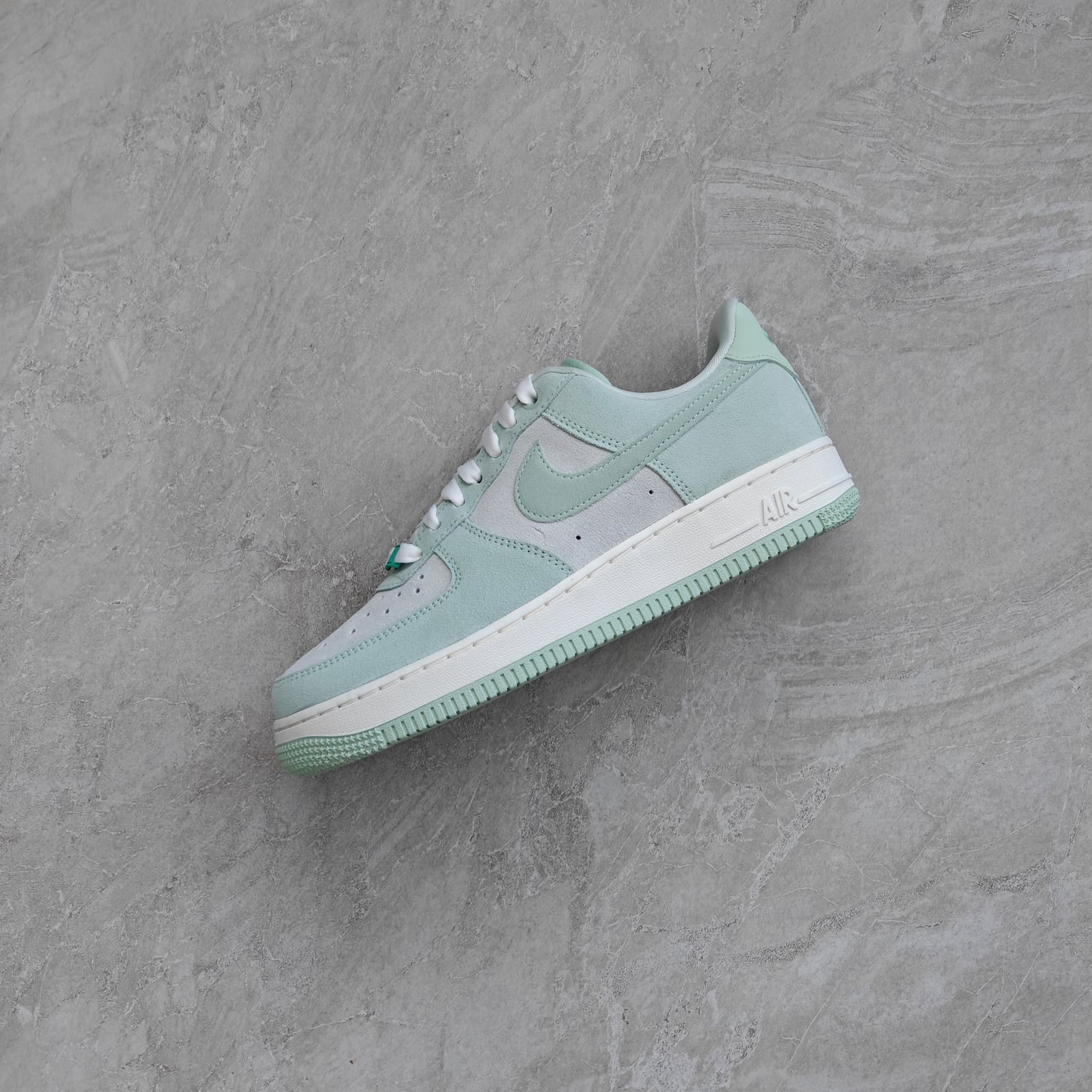 Nike Air Force 1 Low '07 SE Spruce Aura Pistachio Frost